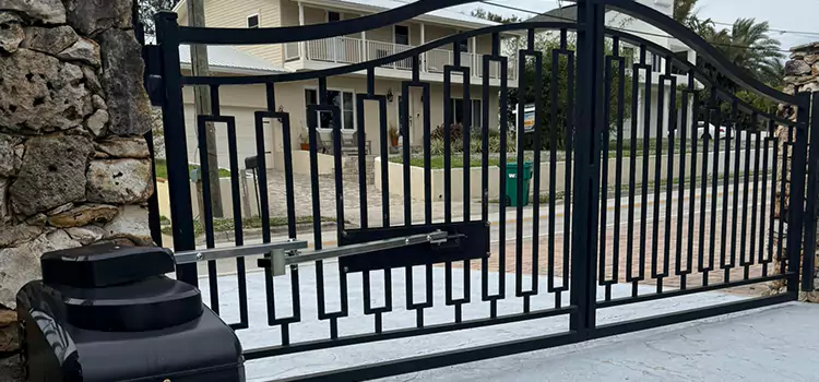 Swing Gate Opener with Keypad Romulus